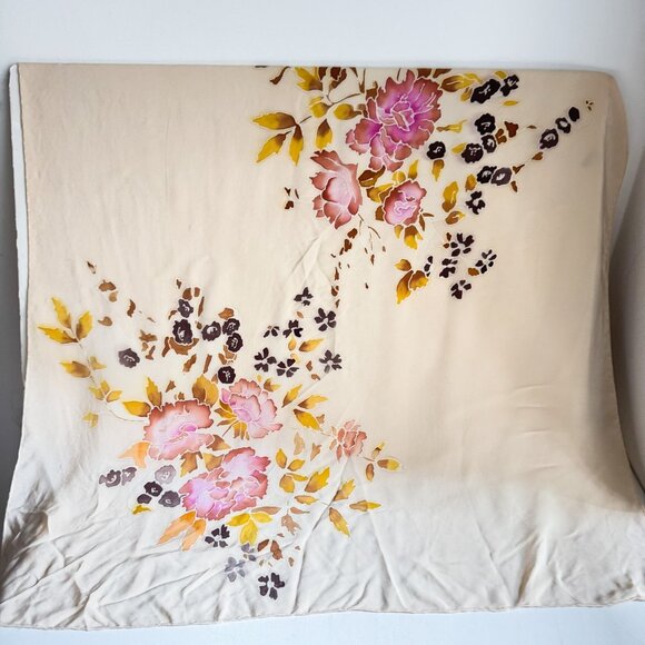 Vintage Floral Hand rolled Silk Scarf - Picture 6 of 6